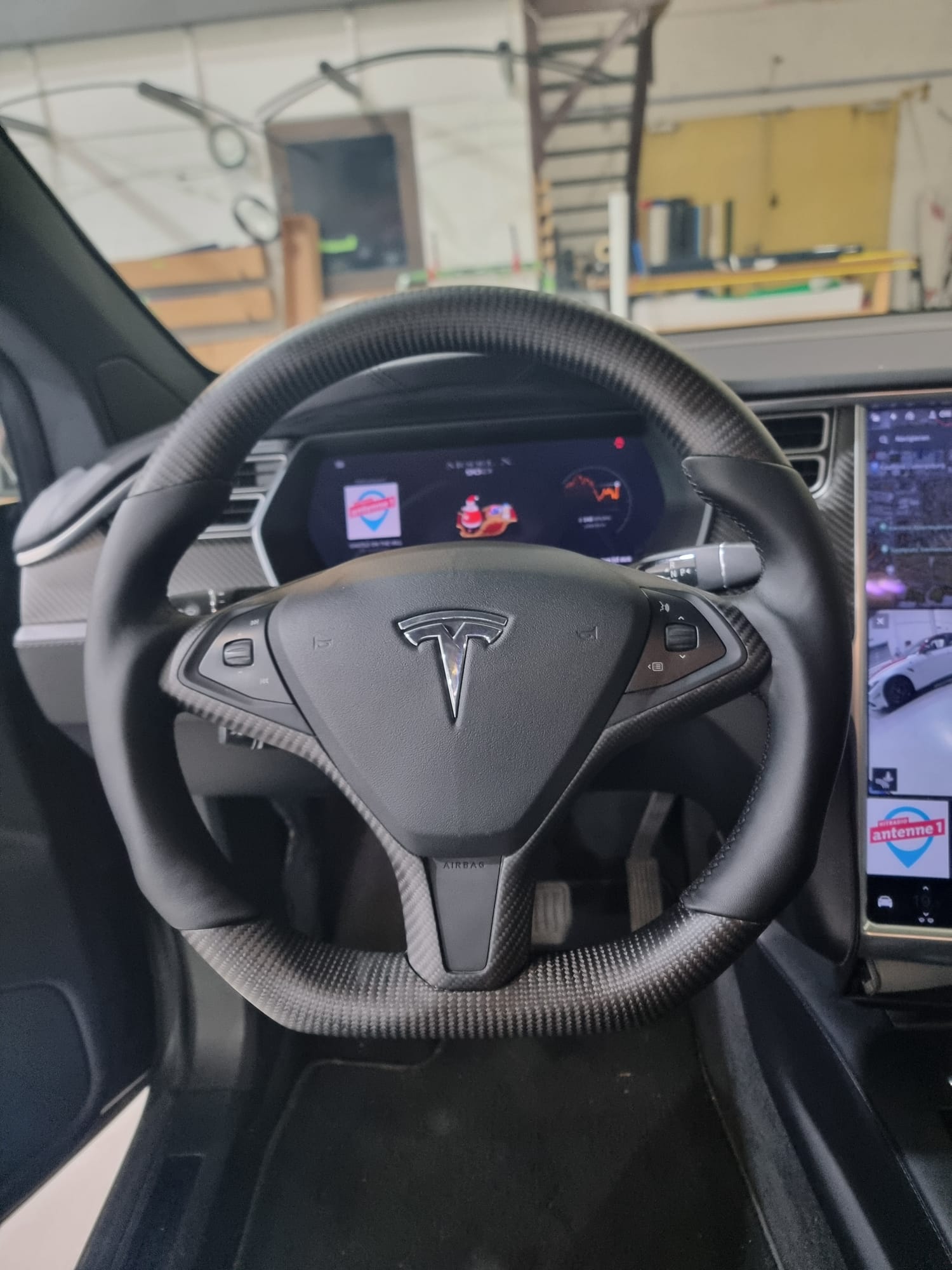 Carbon Racing Lenkrad für Tesla Model S/X