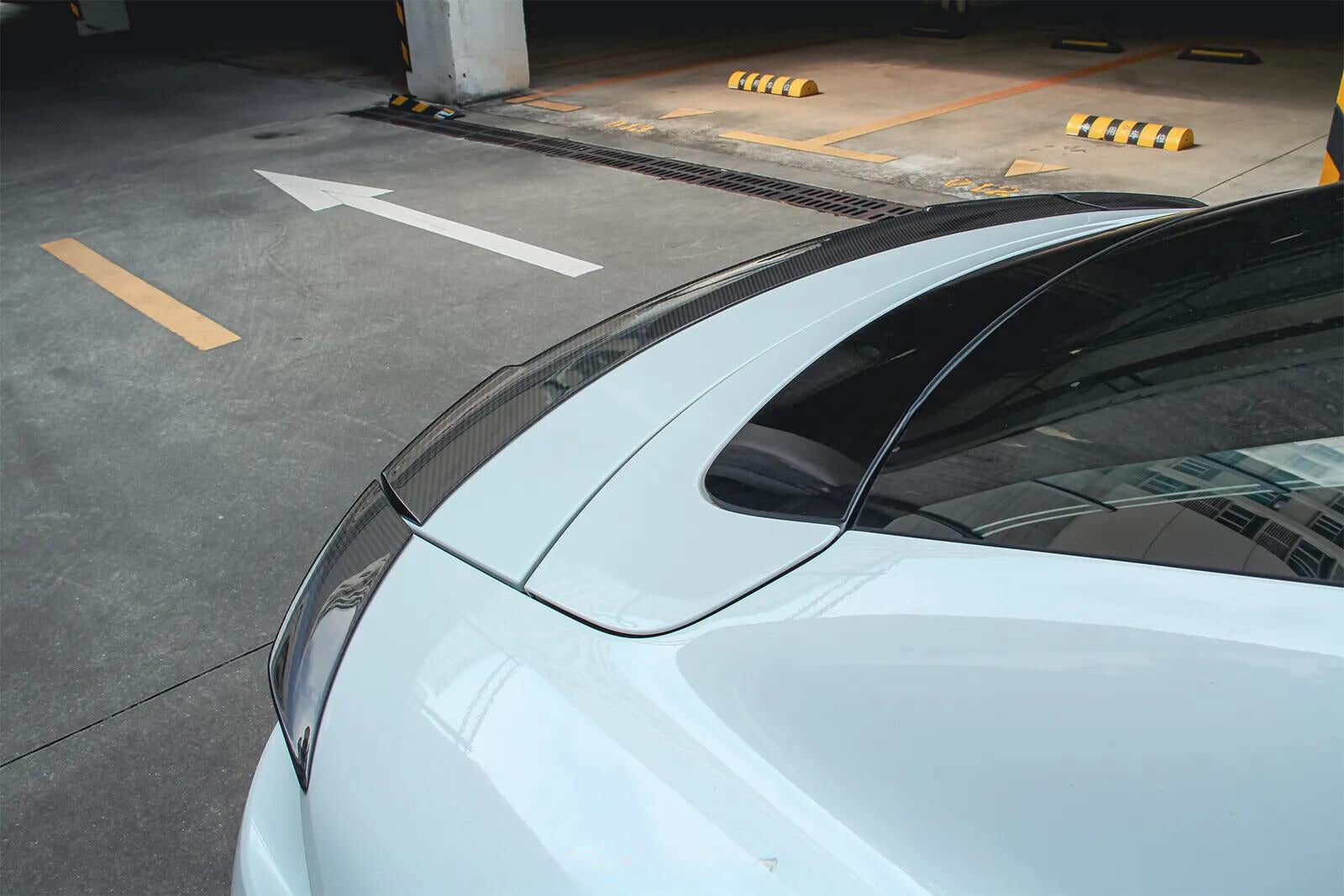 Carbon Bodykit für den Porsche Taycan