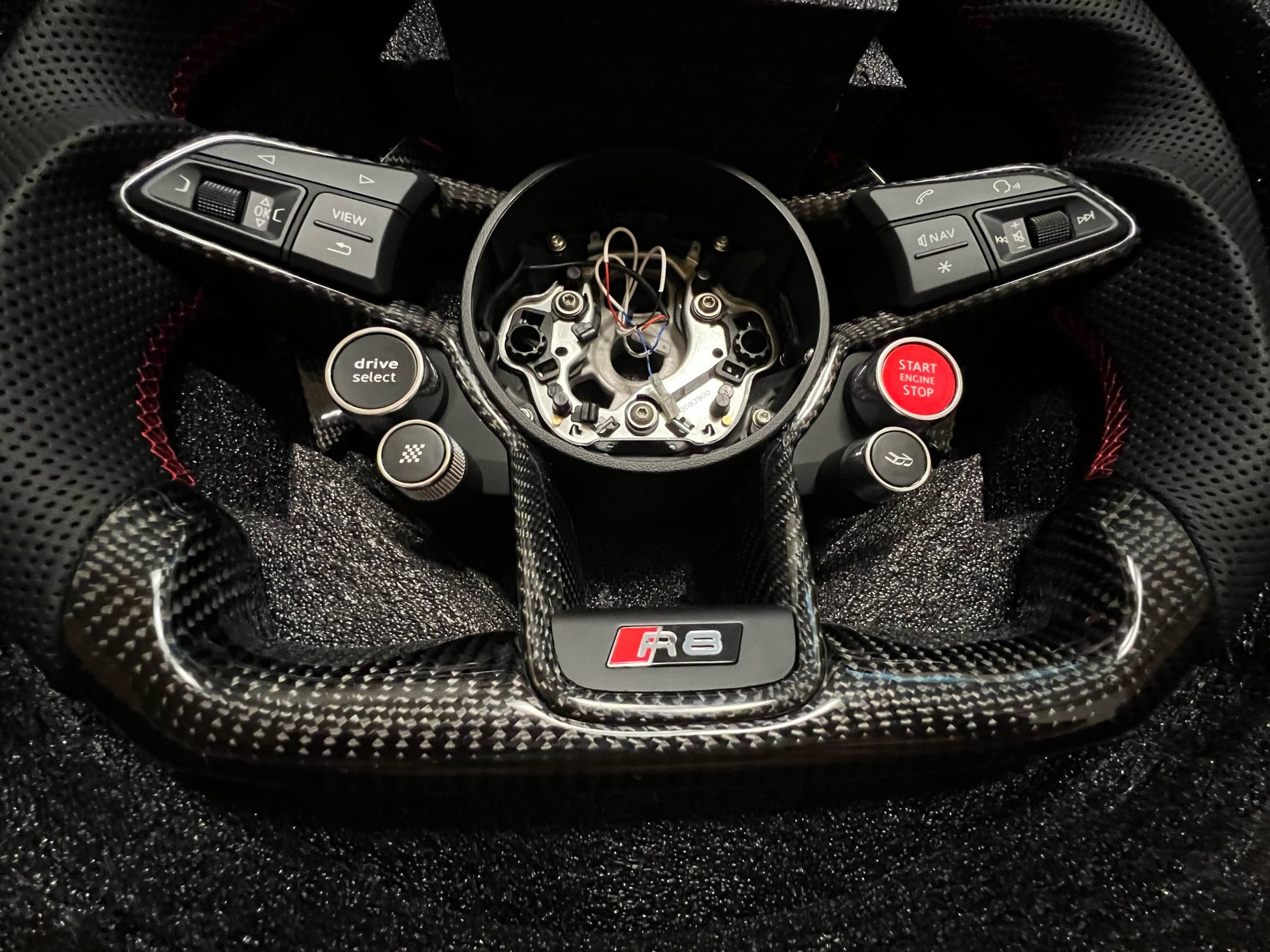Audi R8/TT Carbon Lenkrad – CarbonRange