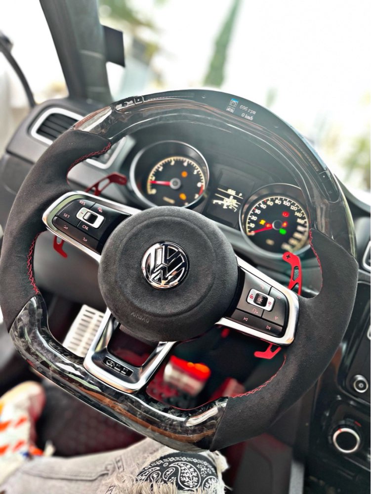 Konfigurator: Carbon Lenkrad für VW 7